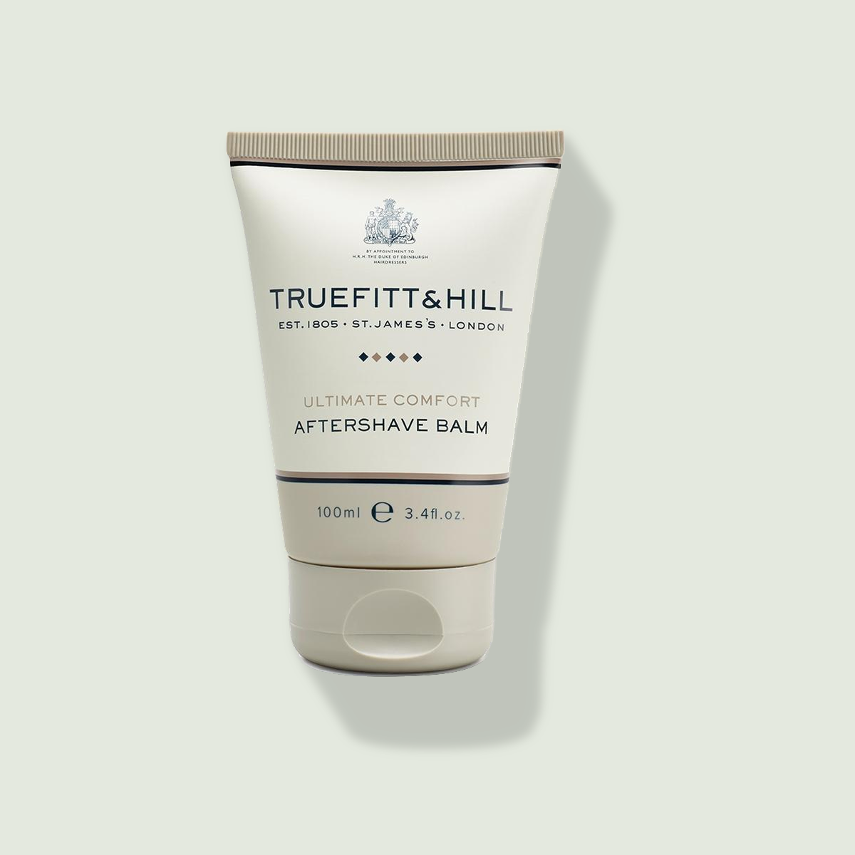 Truefitt & Hill Ultimate Comfort Aftershave Balm uz salvijas fona